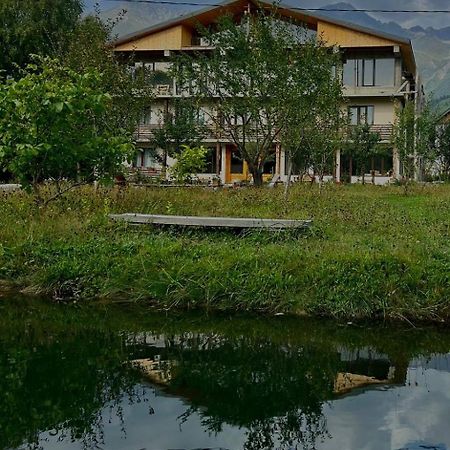 Beko'S Garden Inn 메스티아 외부 사진