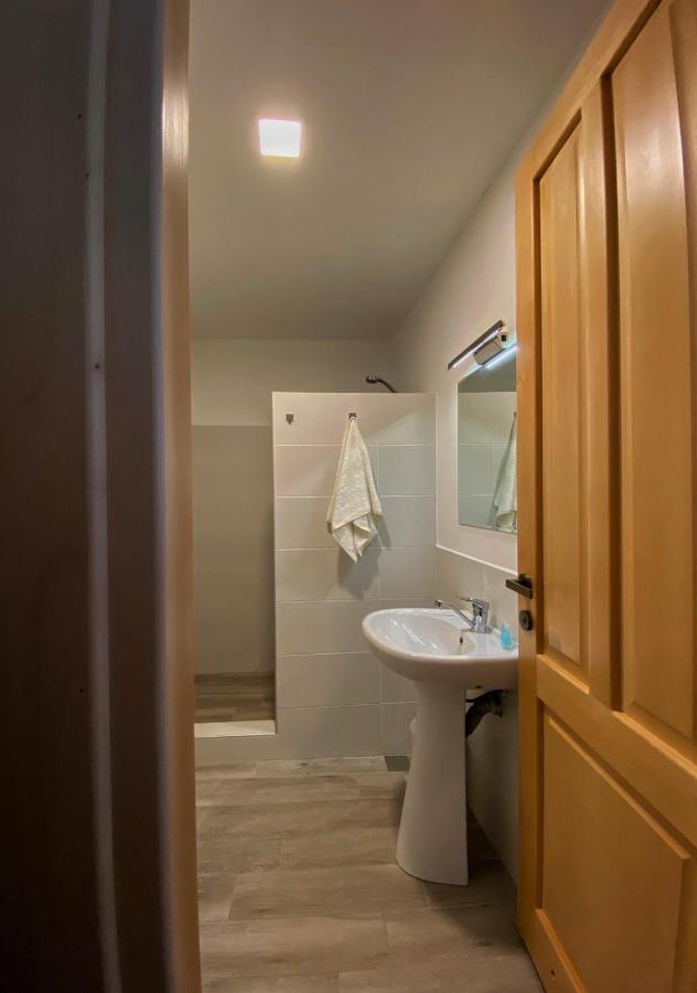 Beko'S Garden Inn 메스티아 외부 사진