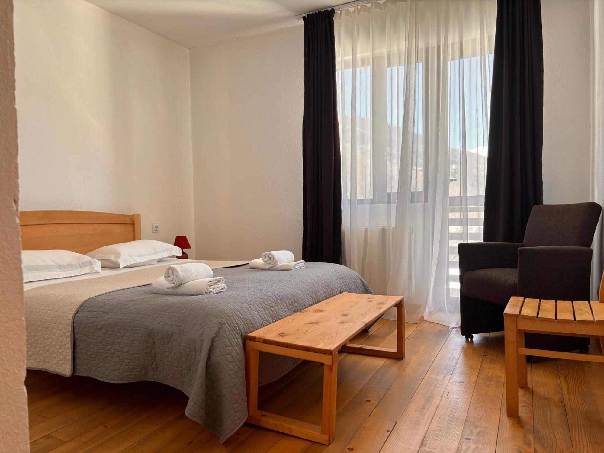 Beko'S Garden Inn 메스티아 외부 사진