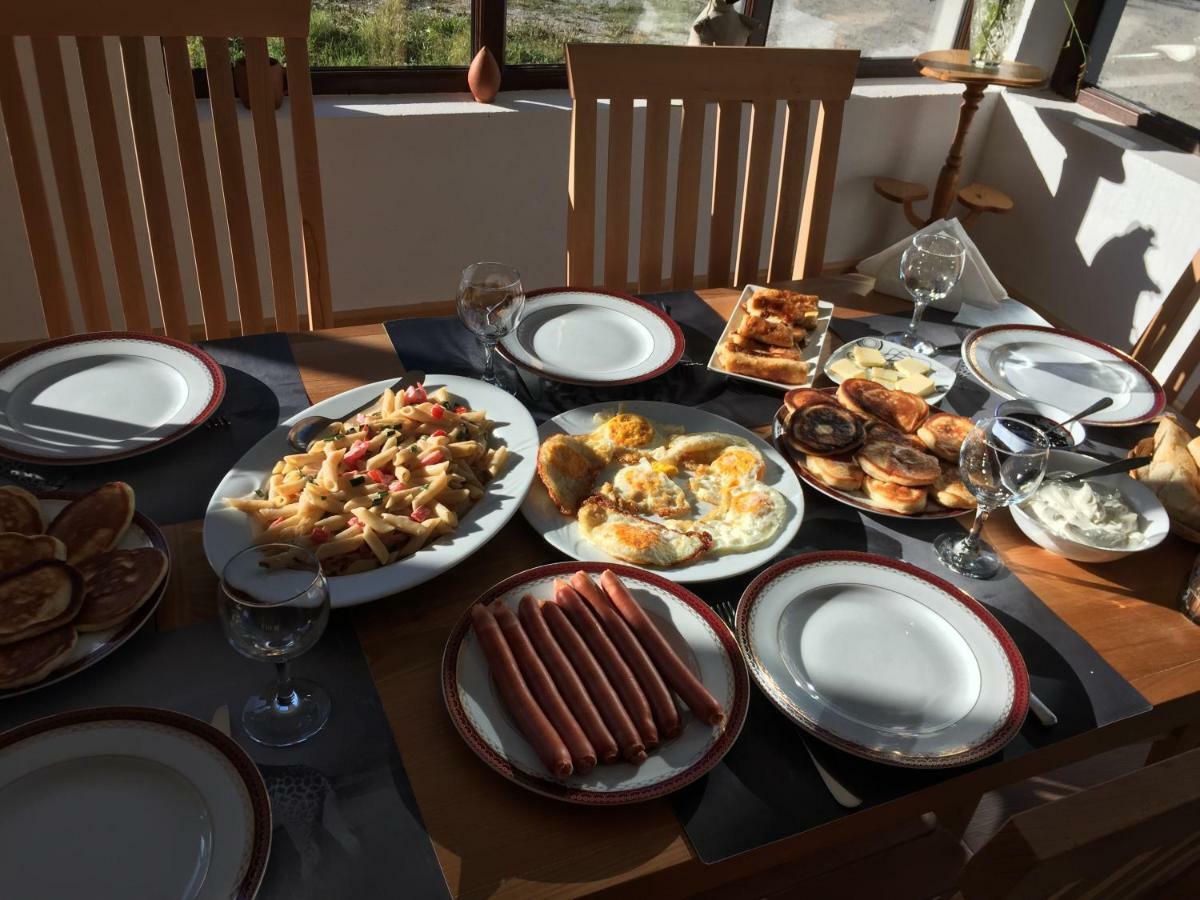 Beko'S Garden Inn 메스티아 외부 사진
